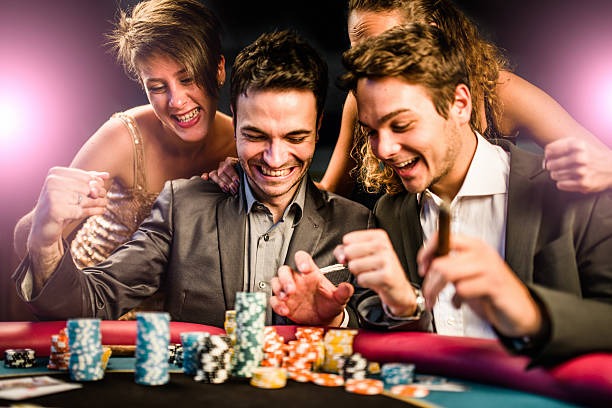 Comparing Best Online Casinos In Saudi Arabia on Support Hours